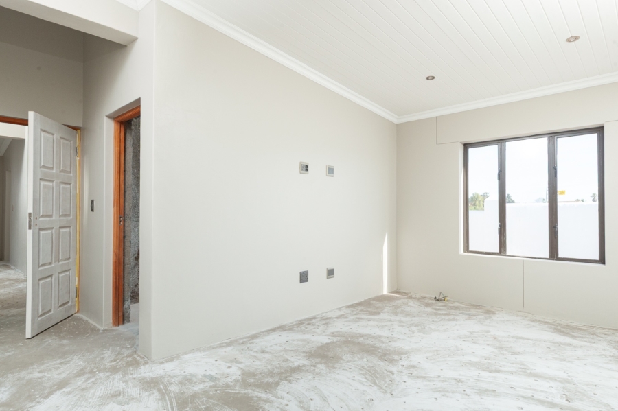 2 Bedroom Property for Sale in Laaiplek Western Cape